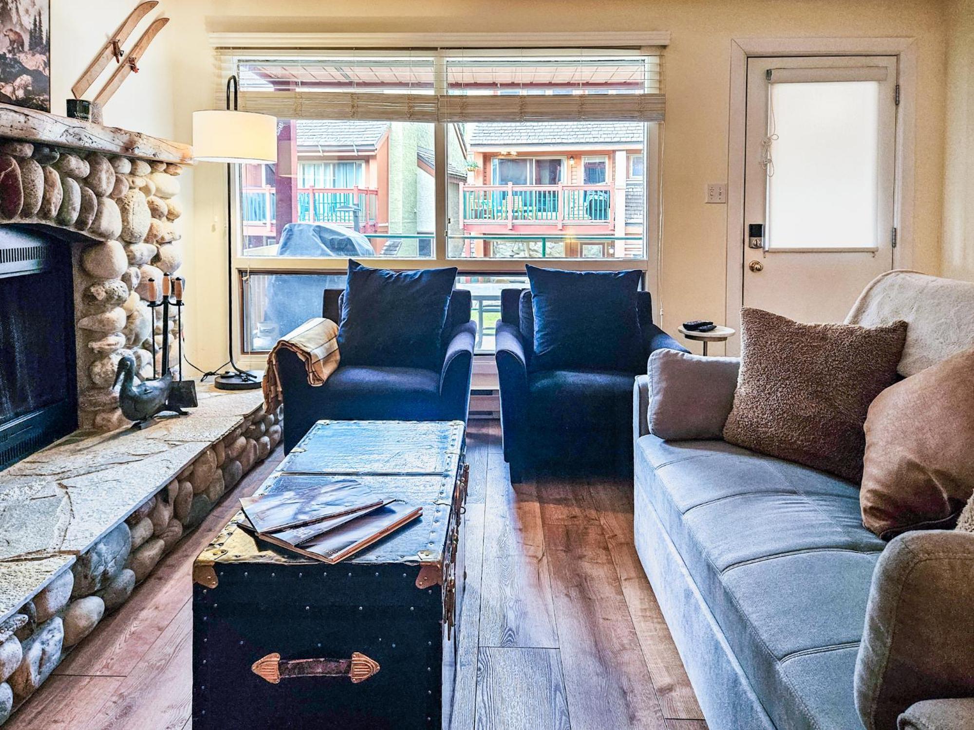 Horsethief Lodge By Stayin Панорама Номер фото
