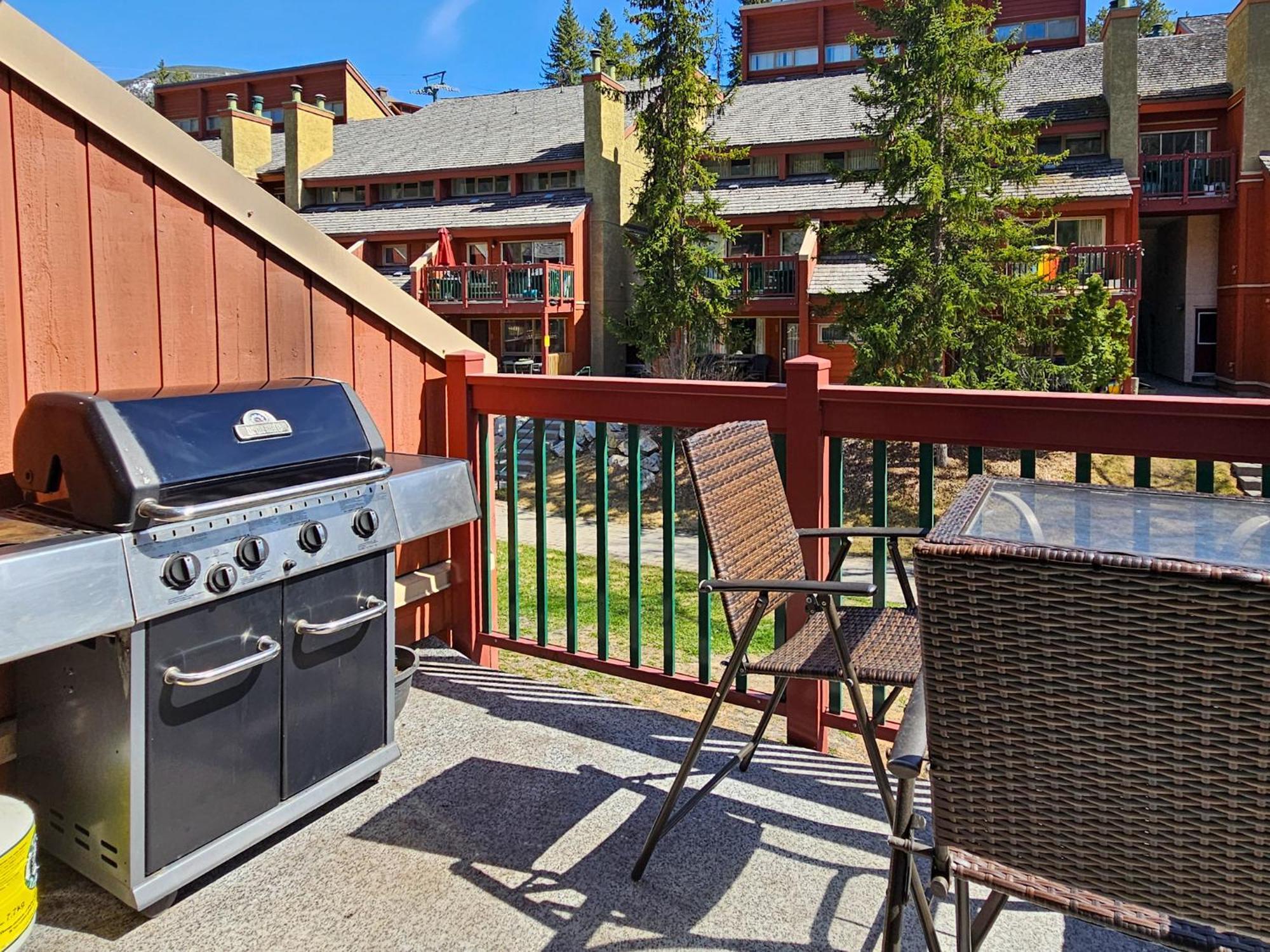 Horsethief Lodge By Stayin Панорама Номер фото
